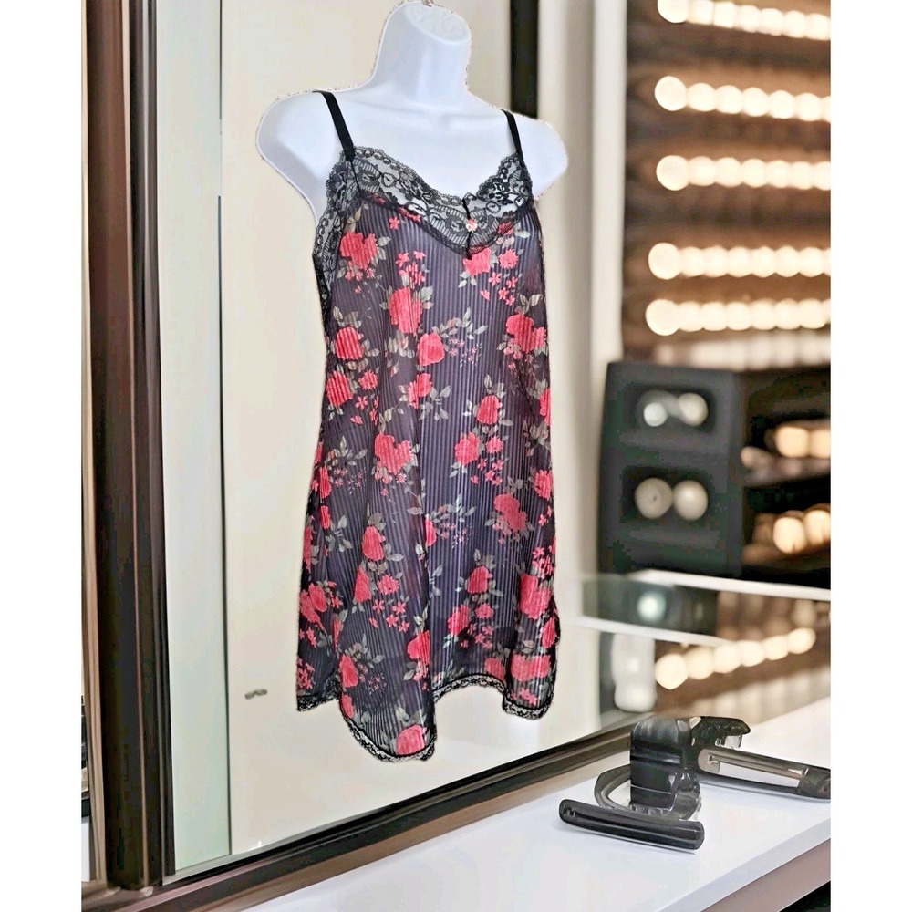 Undercover Wear L Black Floral‎ Nightgown Intimate Lingerie Adjustable Straps